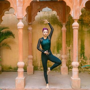 Jumpsuit thể thao tập yoga, dance, khiêu vũ phối kim sa
