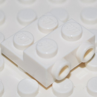 [1 Cái] LEGO Miếng Đế 2x2x2/3 Với 2 Nút Ghép Mặt Bên, Màu Trắng ID 6046979 99206