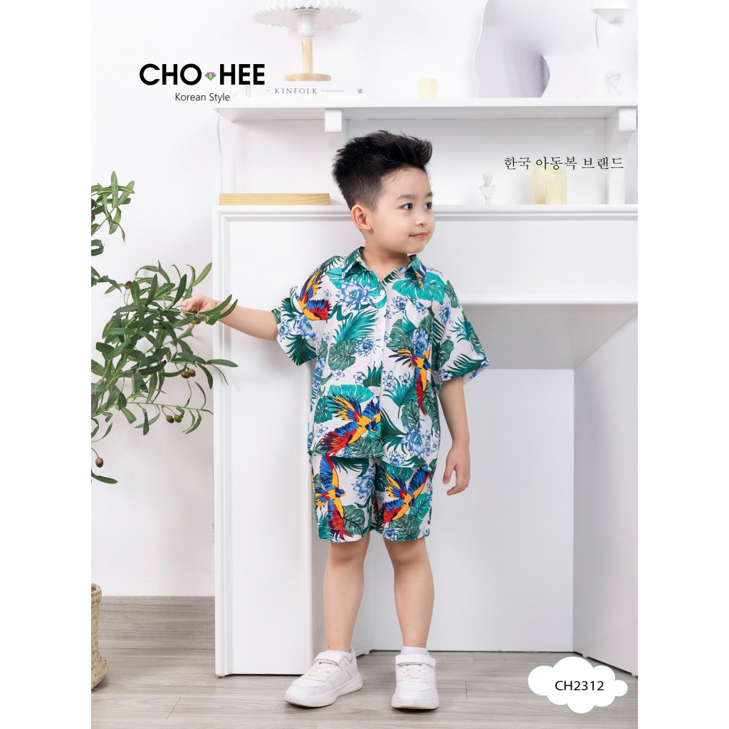 BỘ QUẦN ÁO BÉ TRAI ĐI BIỂN ĐÓN NẮNG HÈ VỚI TÔNG MÀU RỰC RỠ