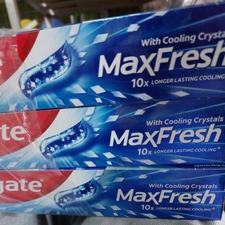 Kem đánh răng colgate maxfresh 180gam.hương bạc hà