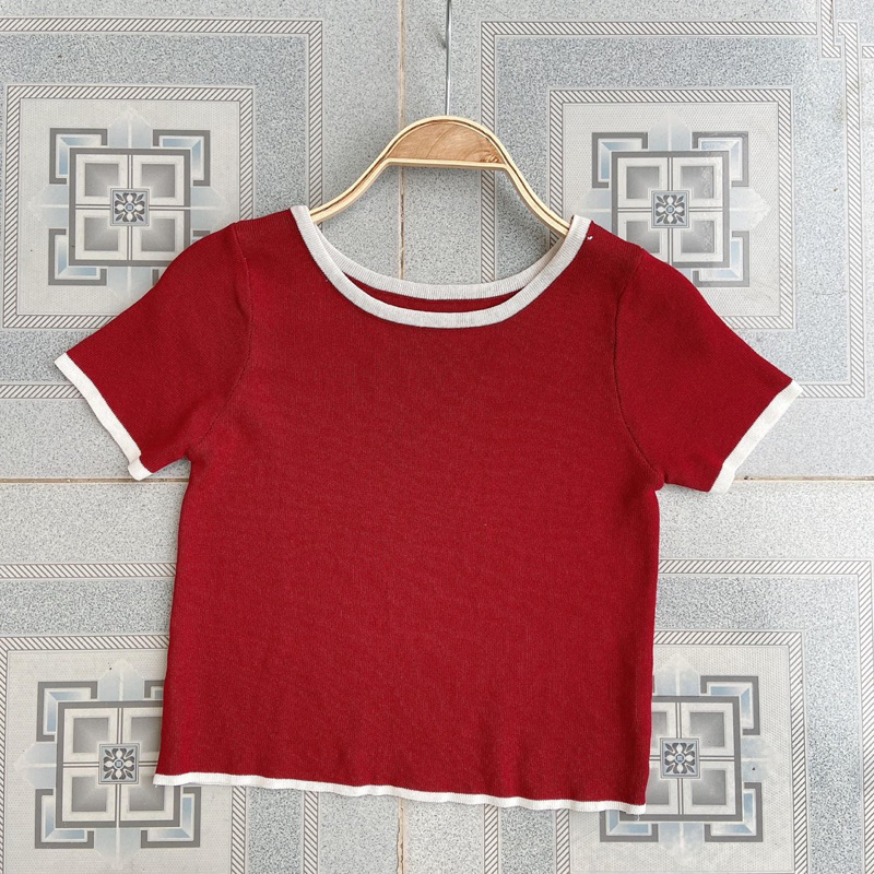 Xả áo mongtoghi  2hand mới 99%