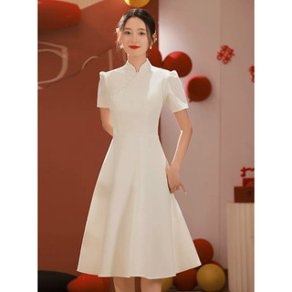 Đầm váy freesize trắng cổ áo dài form dài