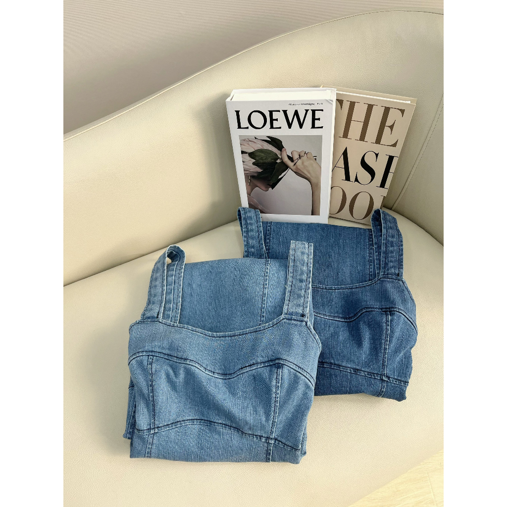 Đầm denim cổ vuông trơn chất vải thích hợp mùa hè phong cách Olly Miều Est.2013