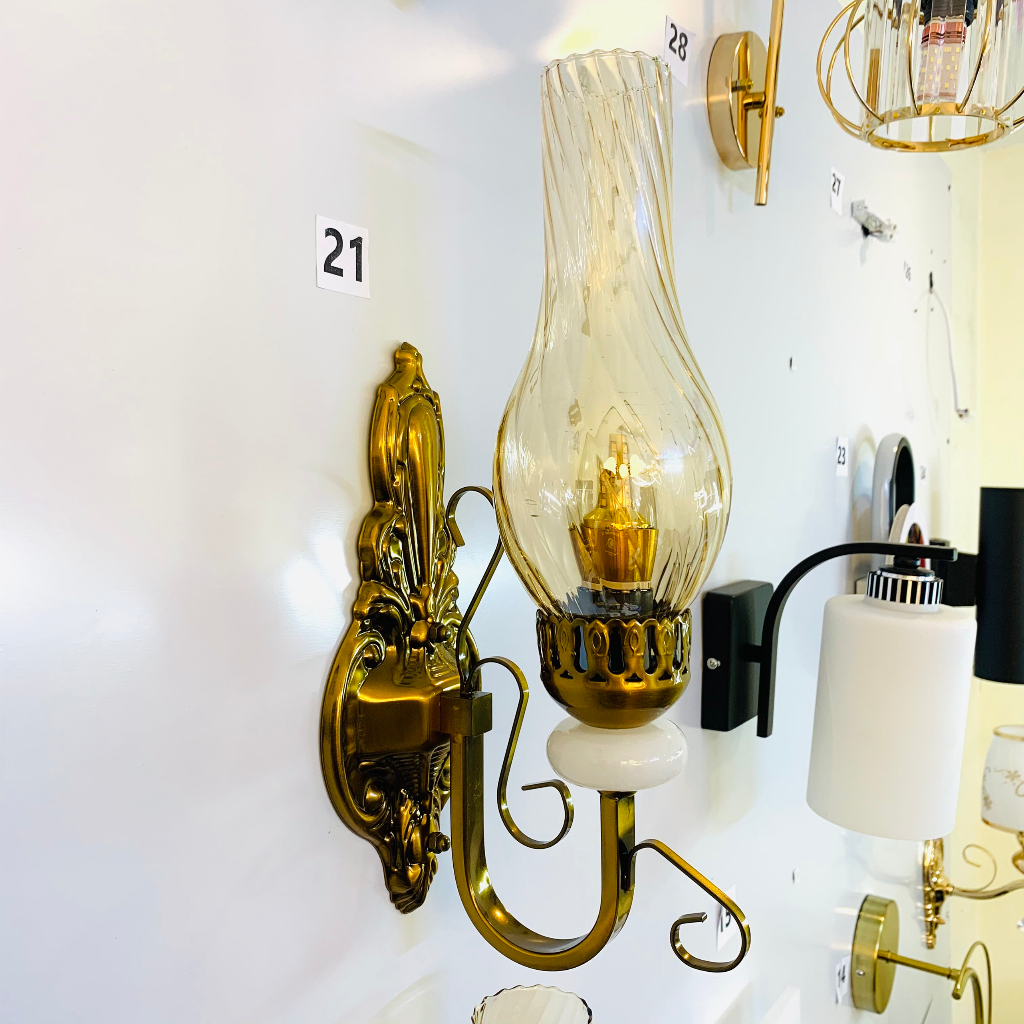Đèn gắn tường MONSKY GONDEN 057 hình đèn dầu cổ điển với thiết kế độc đáo , hàng chất lượng cao