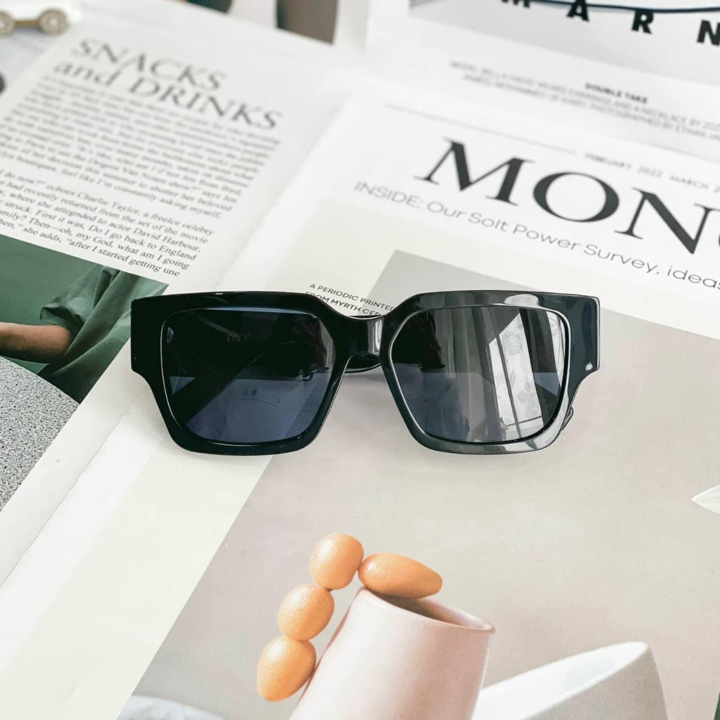Kính mát chính hãng Dior CD Man, kính đen gọng logo CD trên nền bạc nổi bật. Unisex Size: 55-15-140