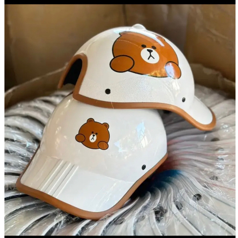 Mũ bảo hiểm gấu dâu, nón bảo hiểm lưỡi trai gấu dâu dễ thương có khoét sau