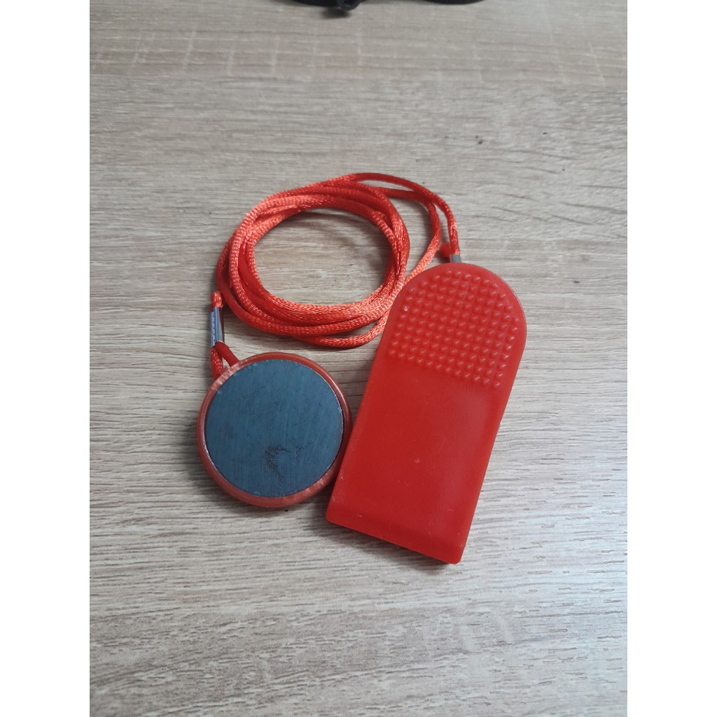 Khóa an toàn máy chạy bộ