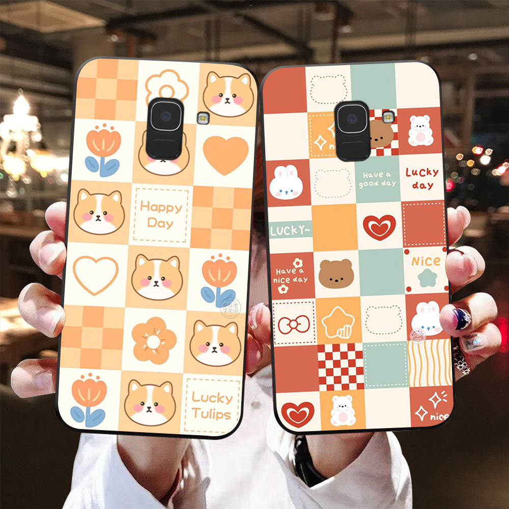 Ốp lưng Samsung j6 2018 / ss j6 plus / ss j6+ / ss a8 2018 / ss a8 plus 2018 in hình kẻ caro gấu nâu siêu cute dễ thương