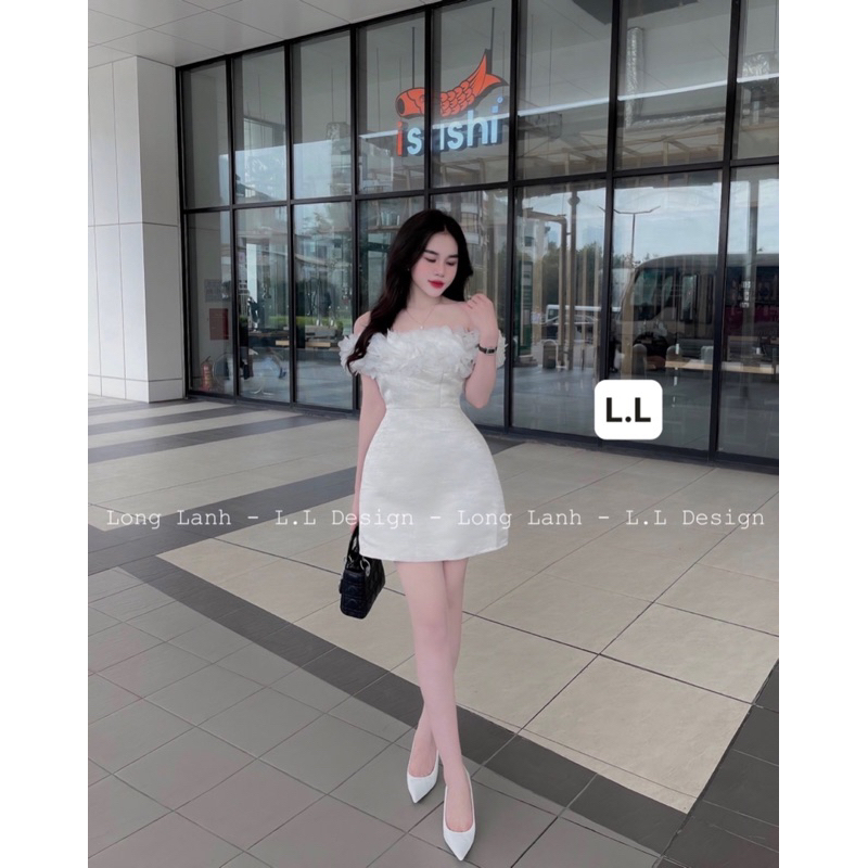 Váy gấm đính hoa tơ