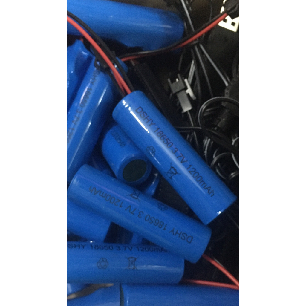Pin sạc 18650 3.7V 1200 mAh cổng SM Dùng Cho Đồ Chơi Ô Tô, Xe Mô Hình Điều Khiển Từ Xa