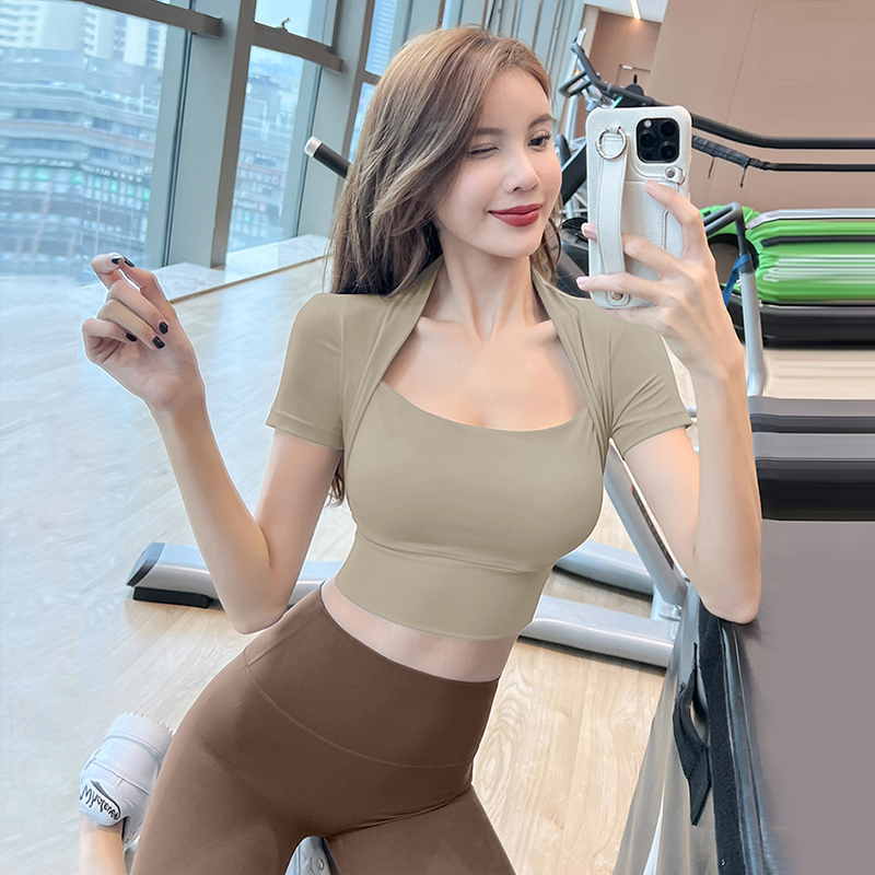 Áo croptop nữ tay ngắn kiểu ôm body, áo croptop tập gym yoga nữ CROP02