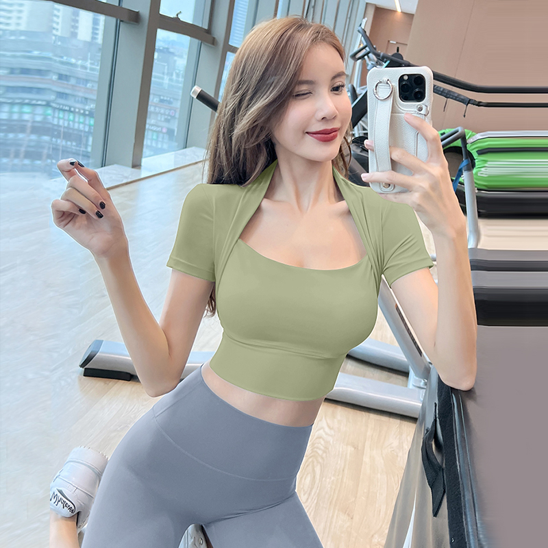 Áo croptop nữ tay ngắn kiểu ôm body, áo croptop tập gym yoga nữ CROP02