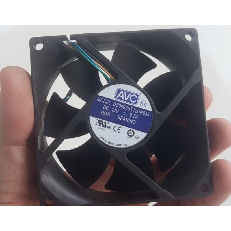 Quạt tản nhiệt AVC 12V 0.7A 8x8x2.5cm chính hãng