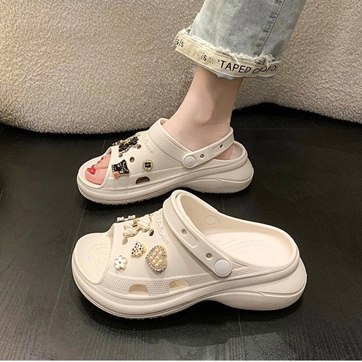 Dép bánh mì cross nữ đế cao sunny hở mũi kèm sticker cao 6cm dép sục nữ hot trend