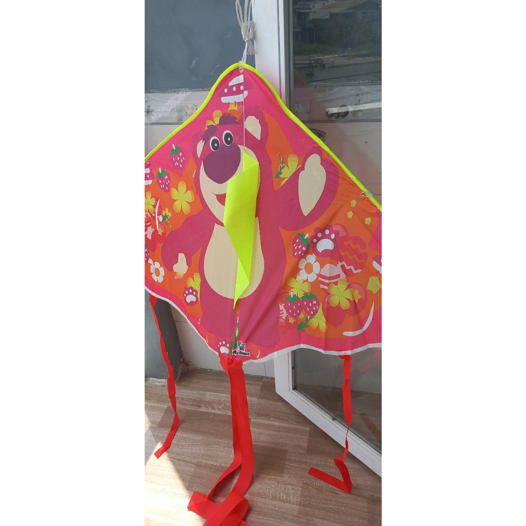 Diều gấu dâu