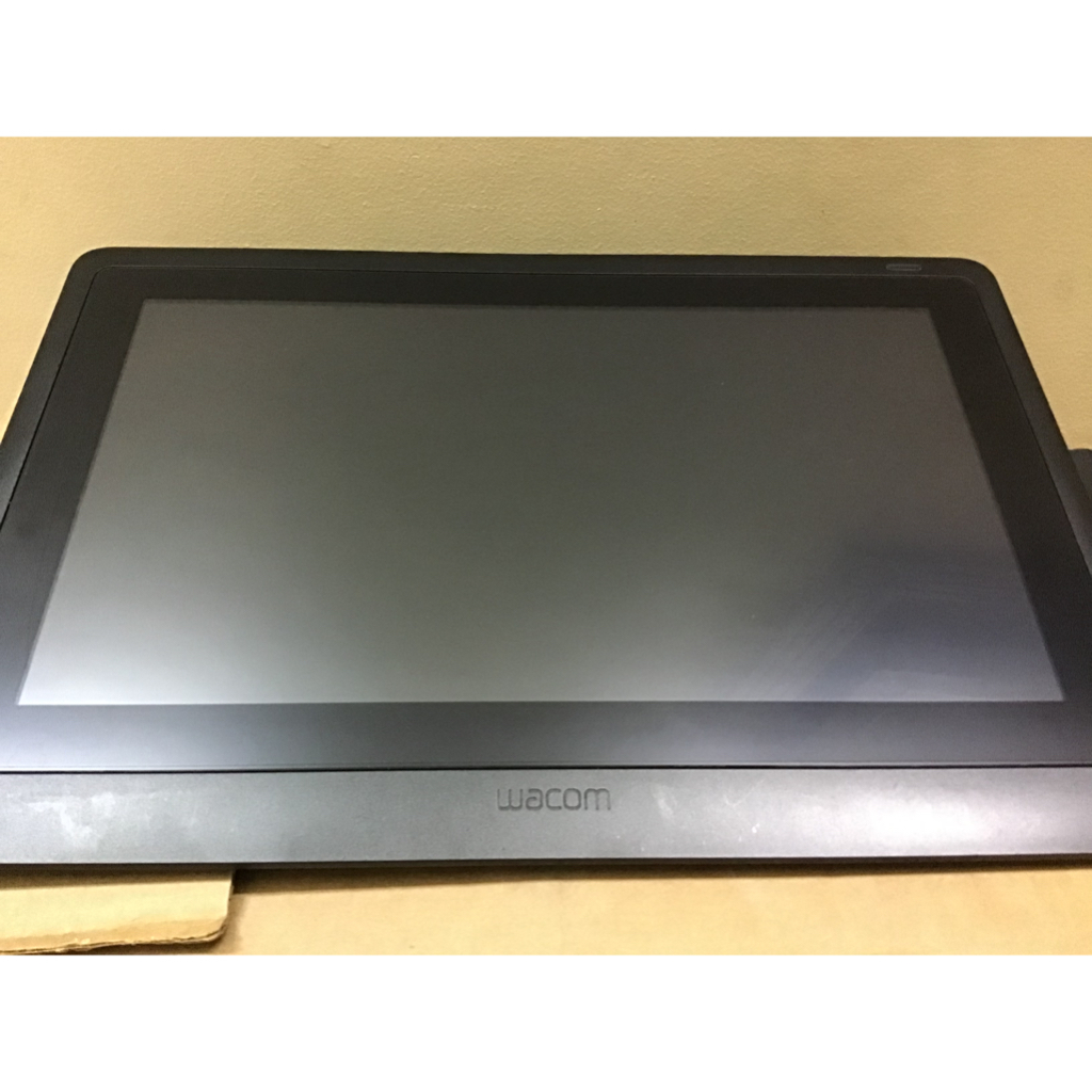 Bảng vẽ wacom cintiq 16 dtk-1660
