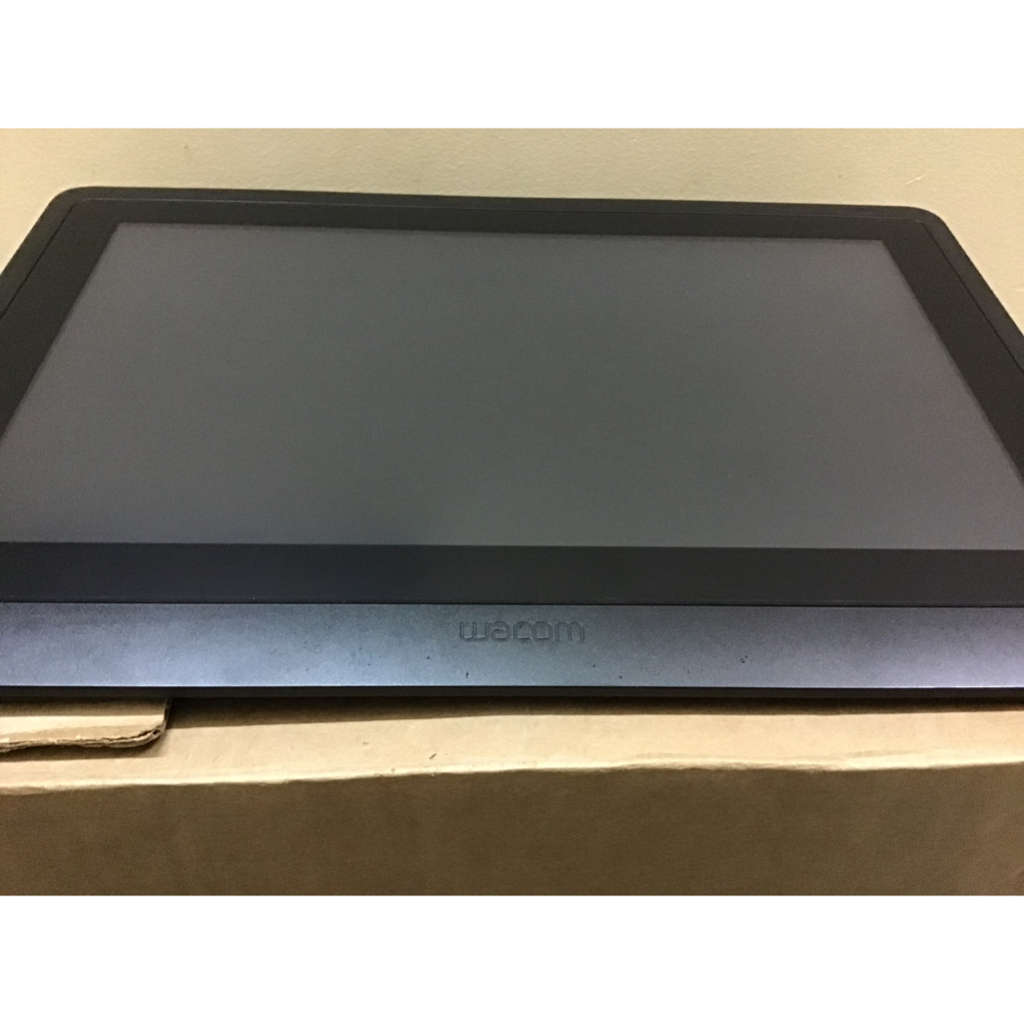 Bảng vẽ wacom cintiq 16 dtk-1660