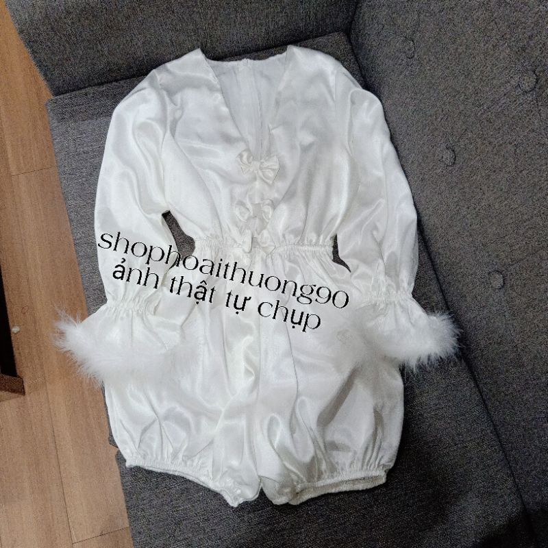 Jum lụa tay dài phối lông vũ loại đẹp ( ảnh sàn tự chụp )