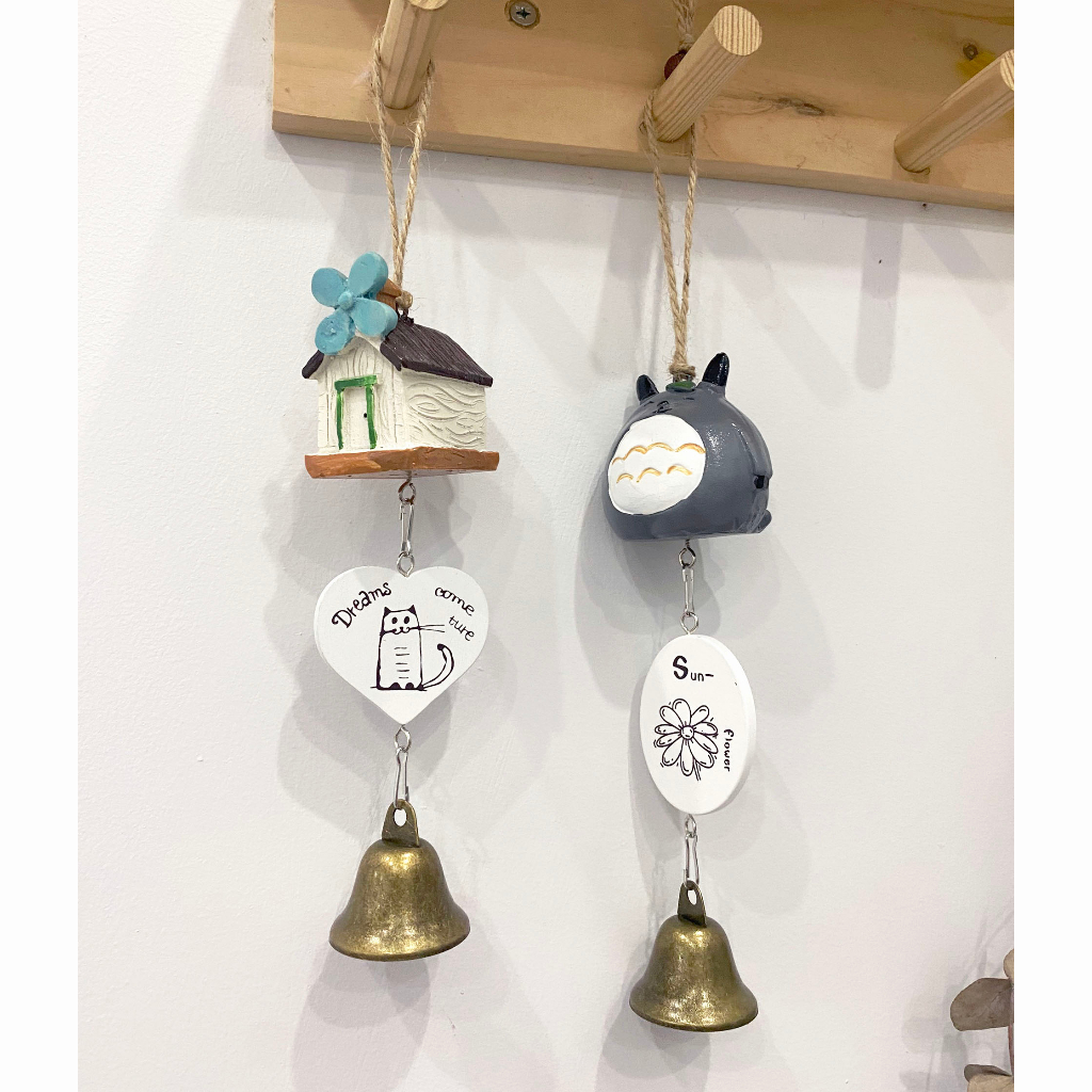 Chuông gió hình Totoro, ngôi nhà gỗ xinh xắn, phong cách vintage