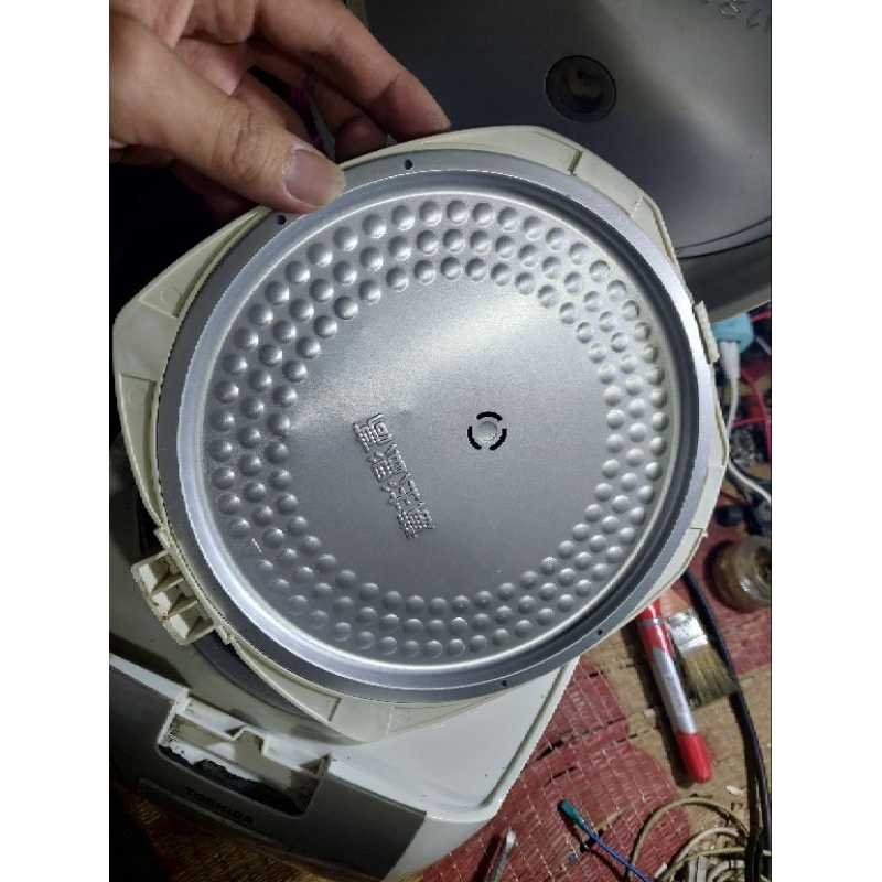Giong nắp nồi cơm toshiba rc 10nmf