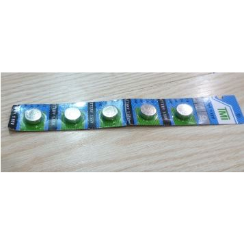 Đèn Pin chiếu hình 80 hình động vật cho bé