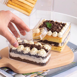 Hộp Mica Cứng Đựng Bánh Mousee