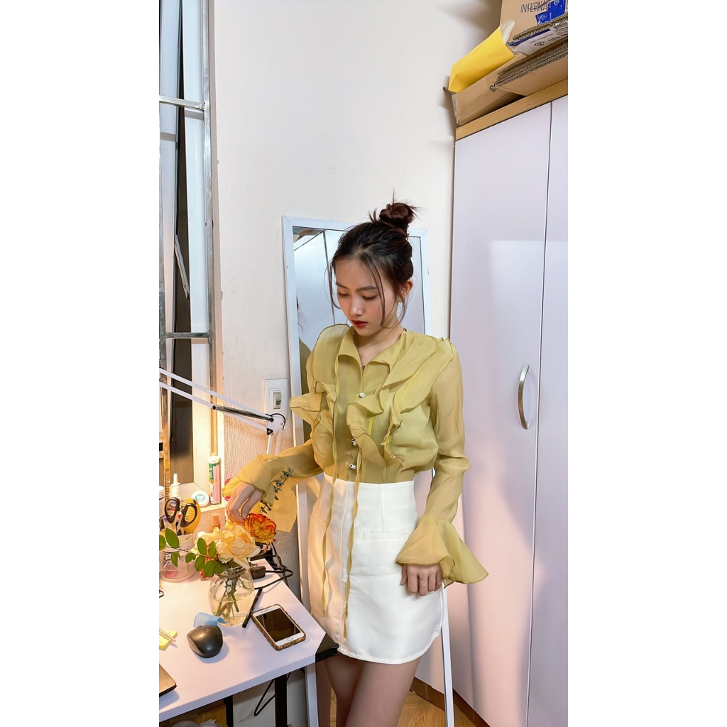 Áo voan viền bèo tiểu thư ống tay loe - Sarang Clothing