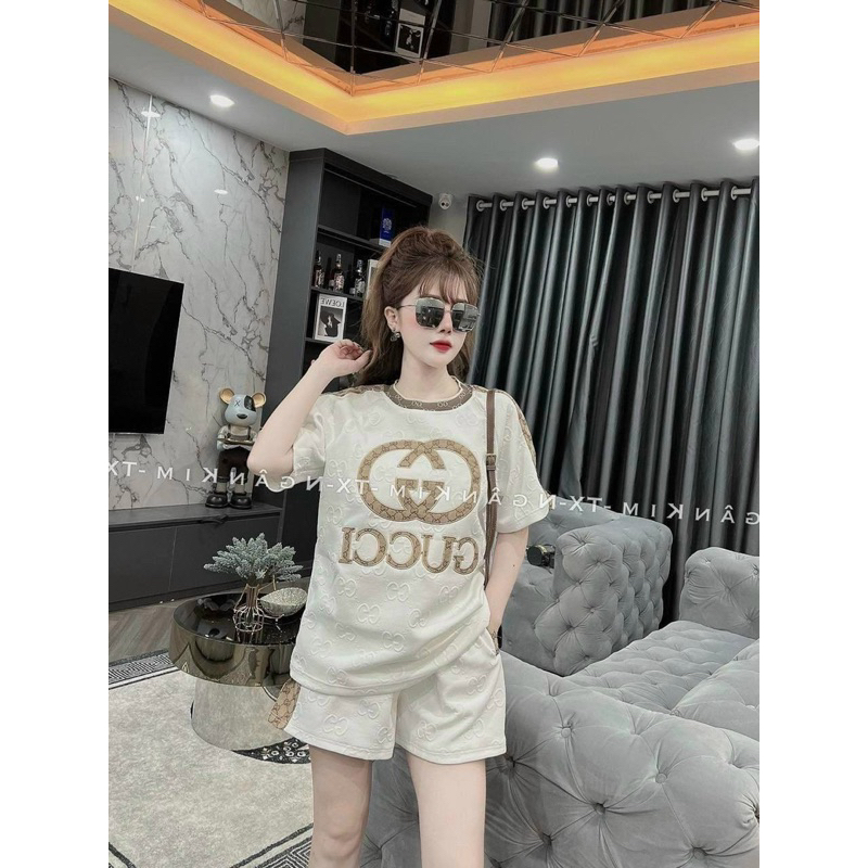 Set Bộ Thun Dập Nổi GUCCY Áo Phông Tay Ngắn + Quần Short Đùi