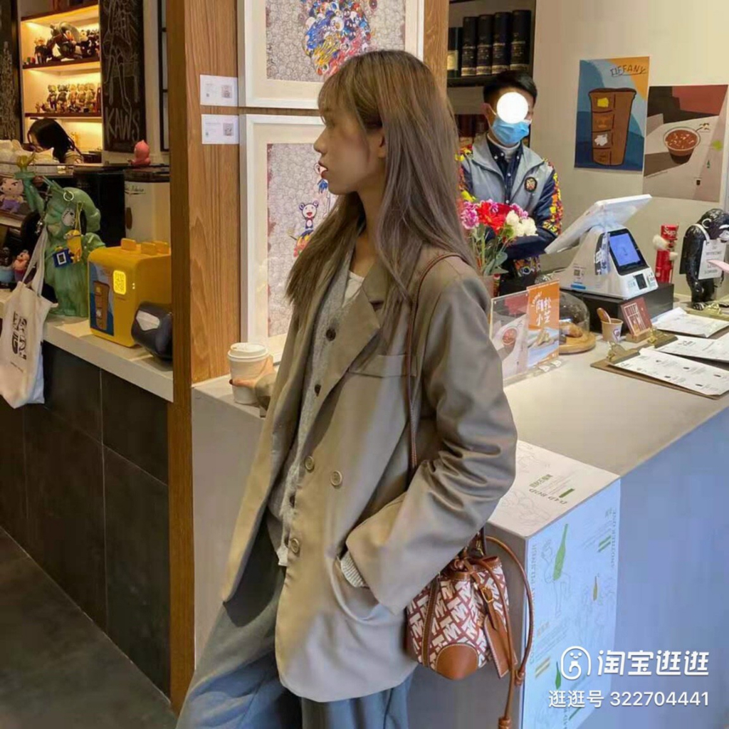 túi rút đeo chéo hàng chính hãng xuất dư size 14cm * 10cm * 15cm đủ màu