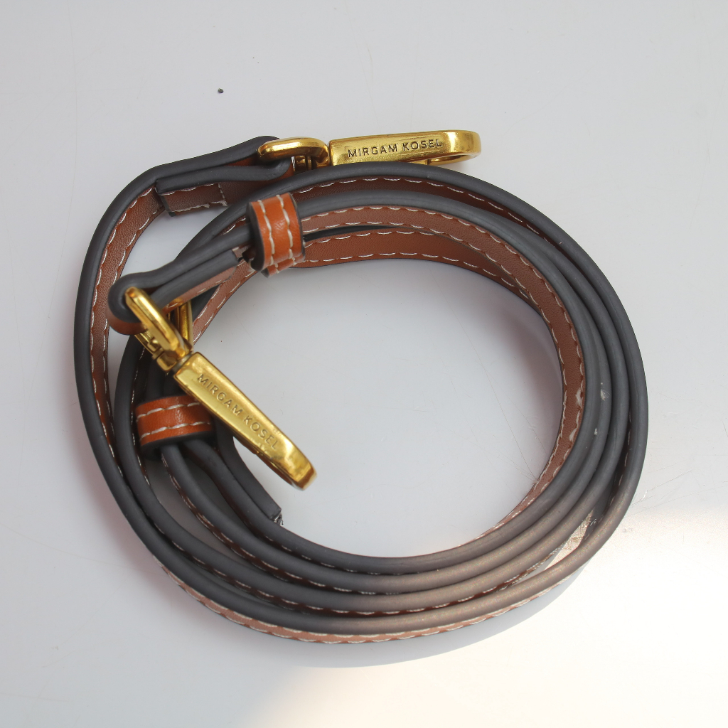 túi rút đeo chéo hàng chính hãng xuất dư size 14cm * 10cm * 15cm đủ màu