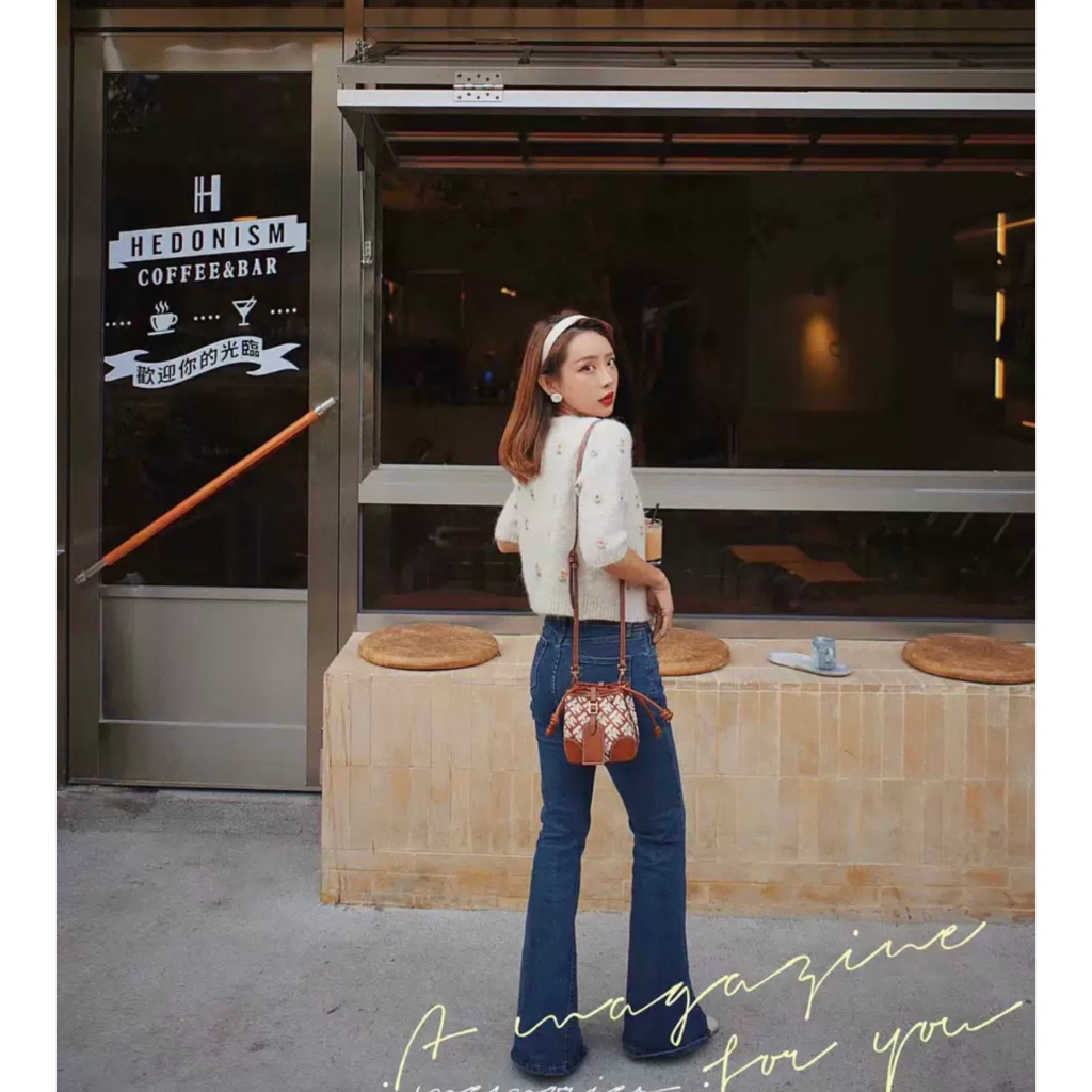 túi rút đeo chéo hàng chính hãng xuất dư size 14cm * 10cm * 15cm đủ màu