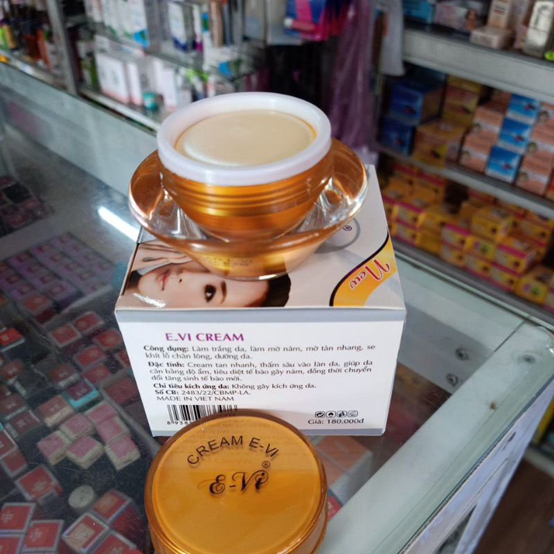 Kem EVI ngừa nám 30gr hũ lớn