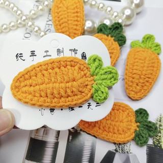 Kẹp tóc củ cà rốt bằng len handmade