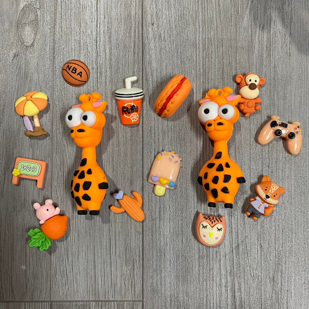 SET CHARM THÚ MẮT LỒI TRANG TRÍ DÉP SỤC