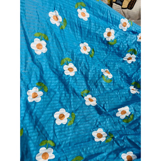 Vải cotton giấy hoa nền xanh