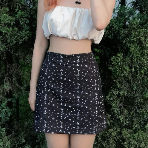 Chân váy hoa nhí 2 lớp lót mini skirt xinh xắn xẻ đùi