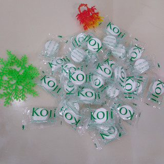 Khăn giấy nén du lịch tiện dụng TH Koji (100 viên)