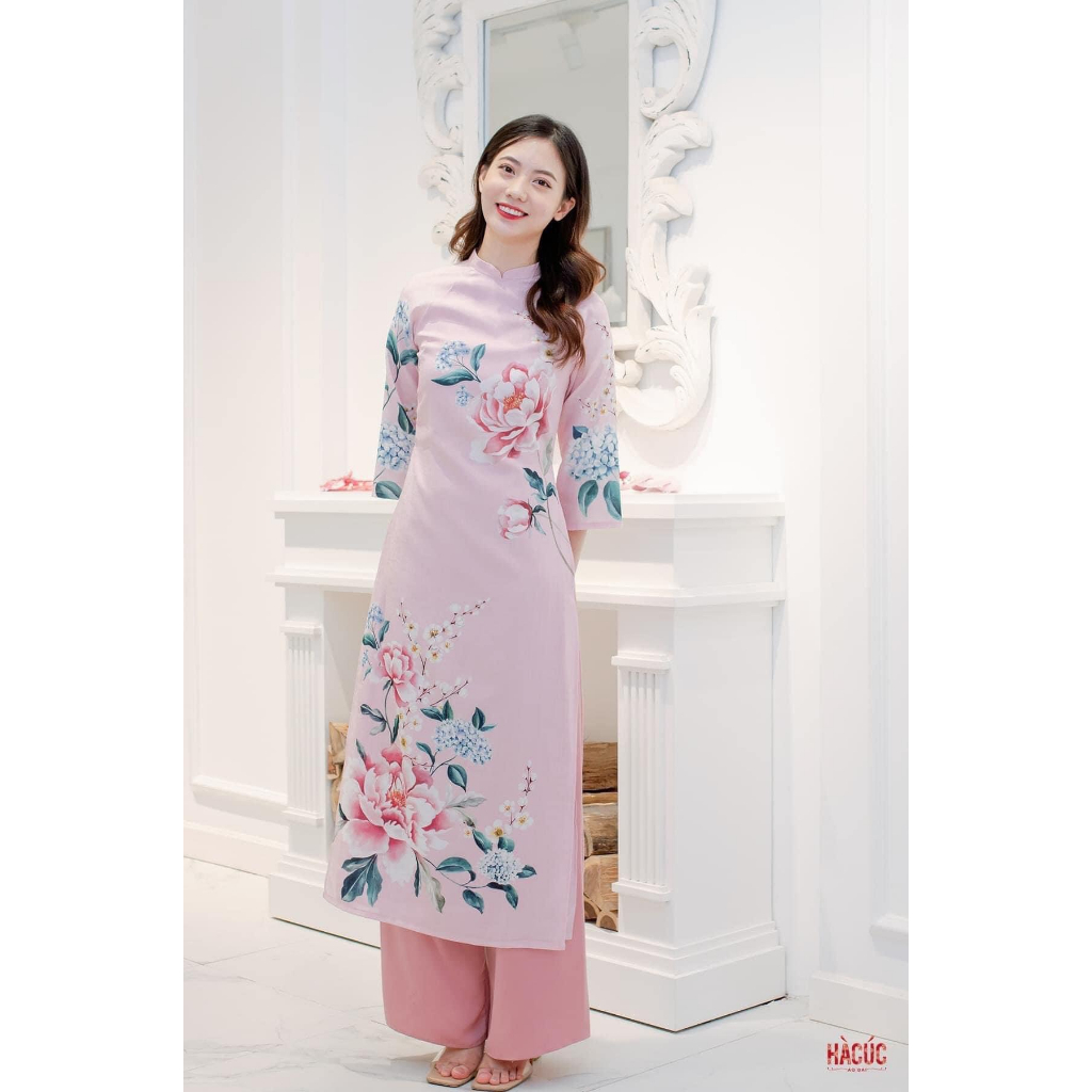 Áo dài gấm hồng hoa mẫu đơn ngực