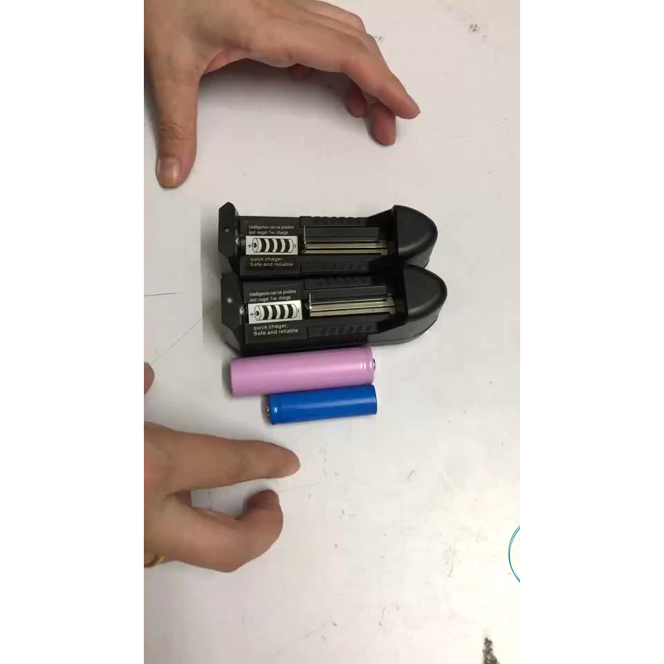 Sạc Pin li-ion 3.7V 18650, 16340, 26650 ... Loại 1 Viên  - SPCD1