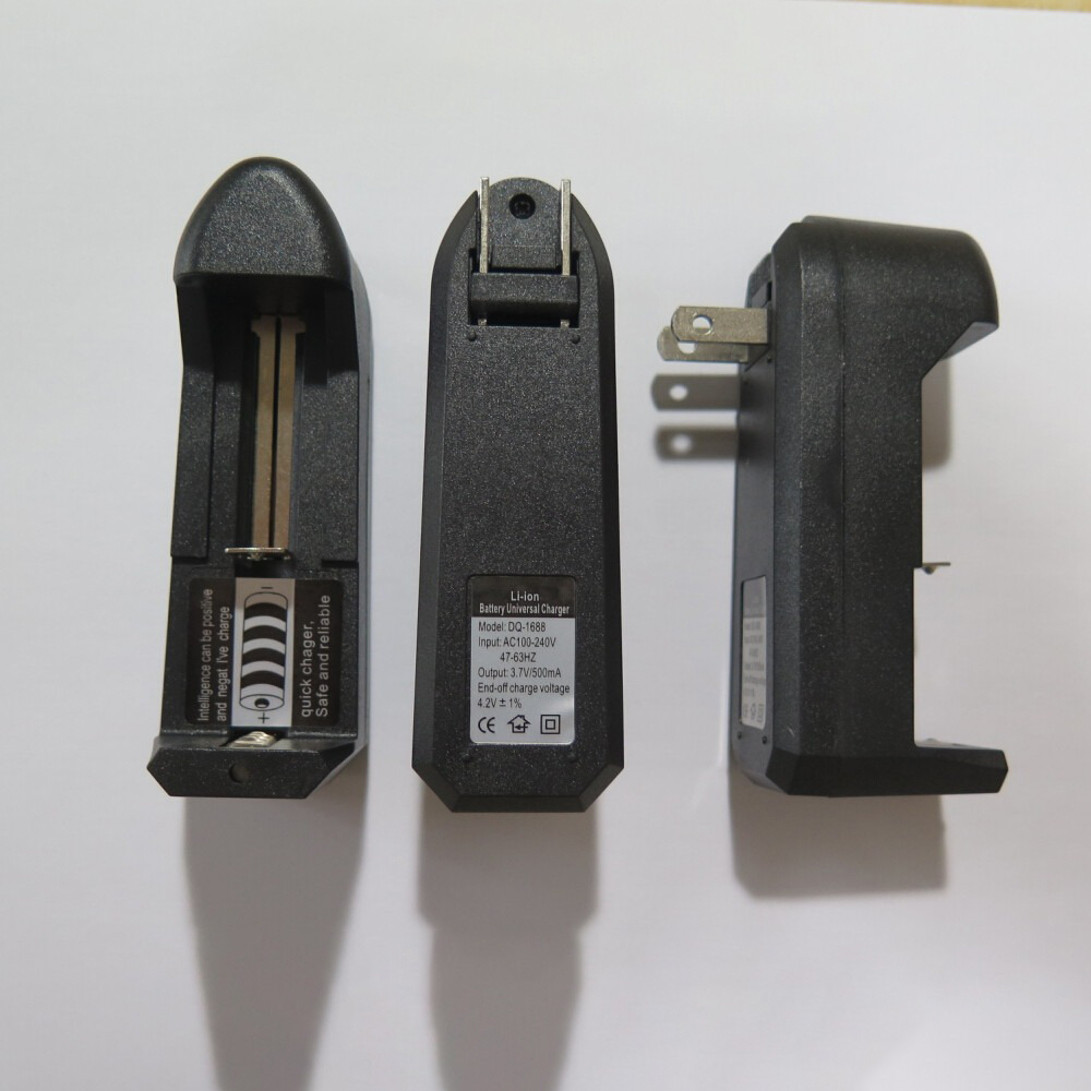 Sạc Pin li-ion 3.7V 18650, 16340, 26650 ... Loại 1 Viên  - SPCD1