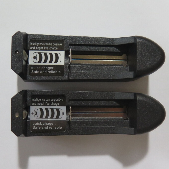 Sạc Pin li-ion 3.7V 18650, 16340, 26650 ... Loại 1 Viên  - SPCD1