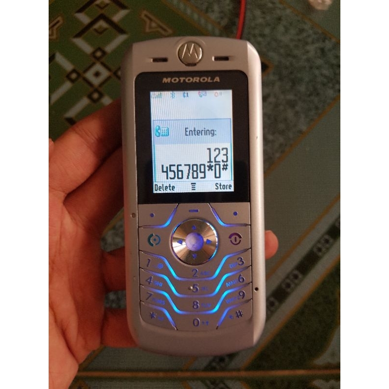 Điện thoại Motorola L6 nguyên zin