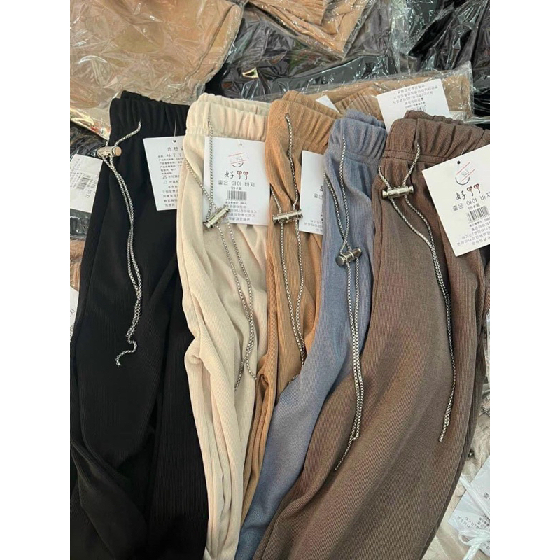 Quần tăm xuông dây xích