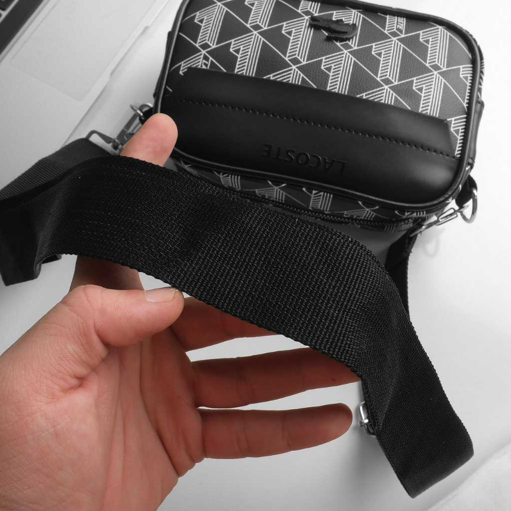 Túi Đeo Chéo Lacoste Men’s Crossbody Bag Size 20cm x 14cm x 6cm