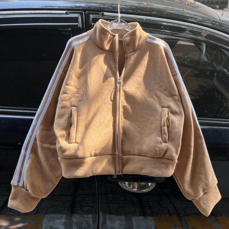 Áo khoác lửng sọc tay kiểu croptop cổ cao cực