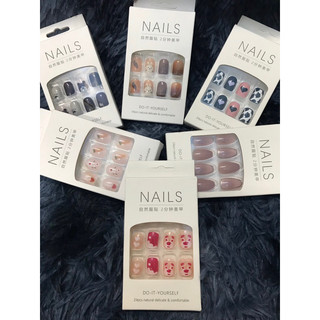 Hộp 24 móng tay giả Nail box đính đá