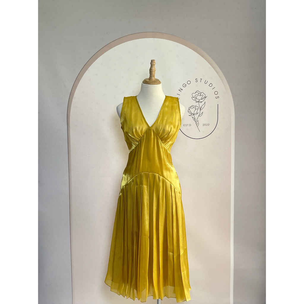 V2026 Váy dáng dài 21SIX Hàng hiệu chính hãng thời trang nữ màu vàng size S Secondhand thanh lý ký gửi