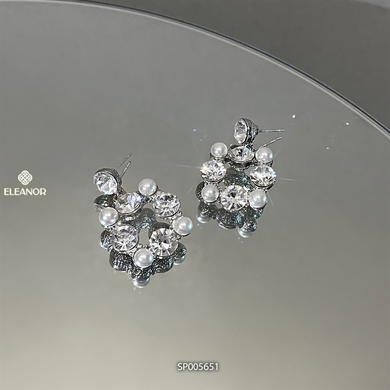 Bông tai nữ chuôi bạc 925 Eleanor Accessories hình vuông đính đá phụ kiện trang sức 5651