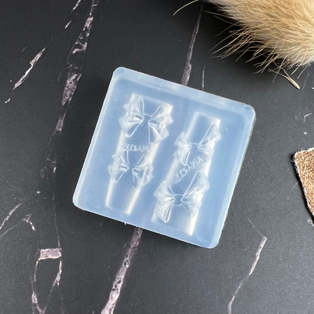 Khuôn silicon làm phụ kiện trang trí móng họa tiết chữ số 3D độc đáo