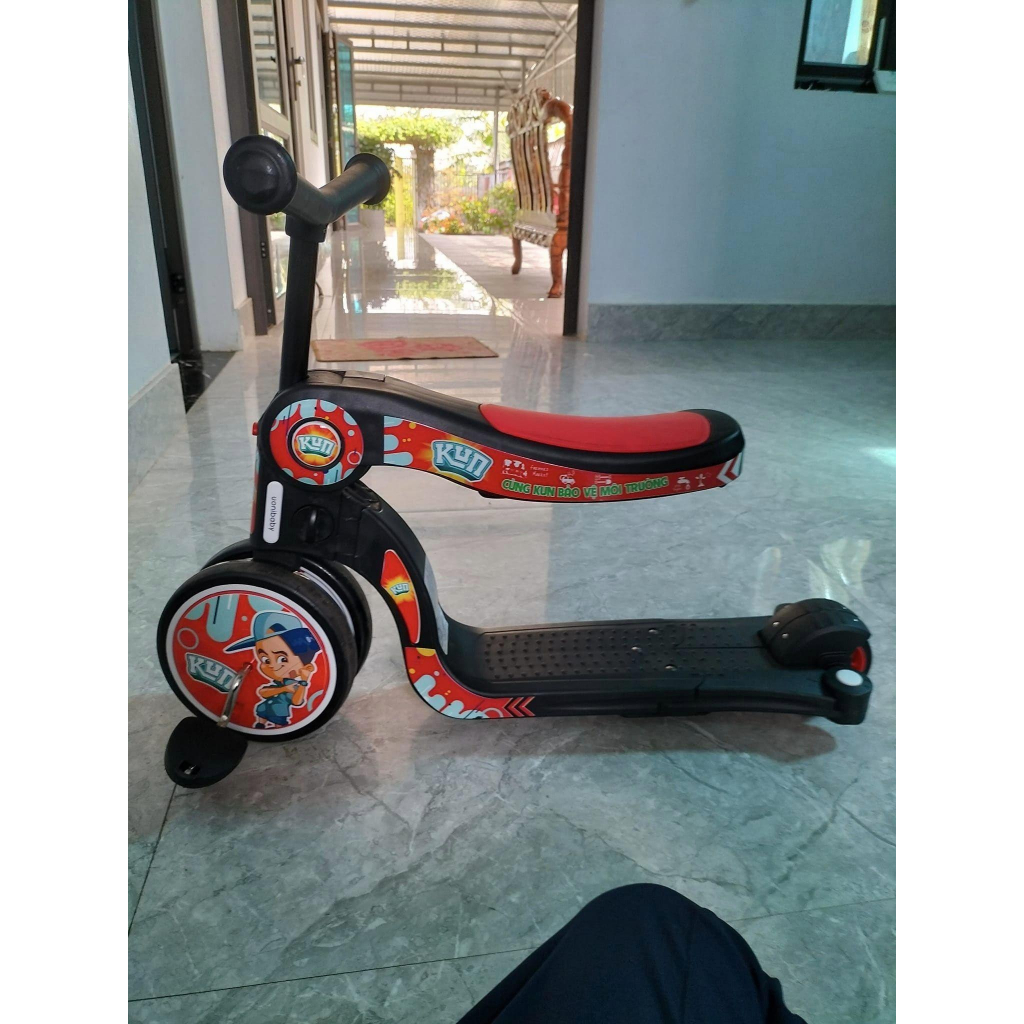 Xe Scooter siêu Kun quà tặng từ sữa Kun